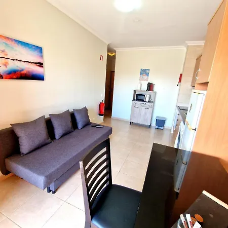 Apartment Flamingo View - Pool + Wifi + Ac *