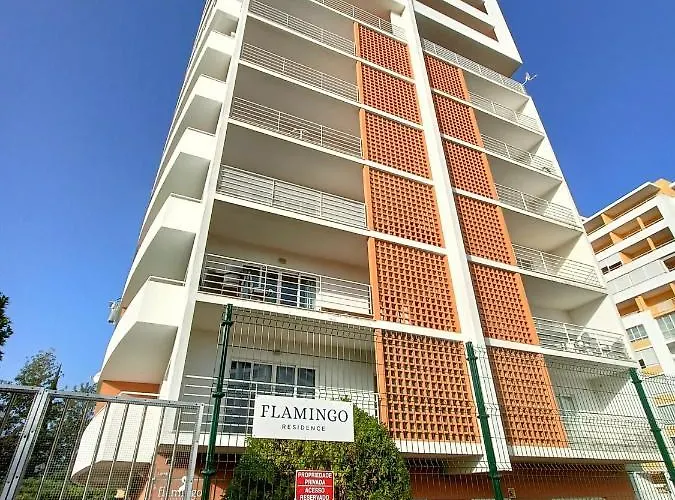 Flamingo View - Pool + Wifi + Ac Apartment *