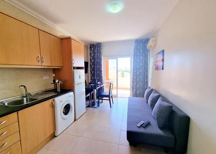 Flamingo View - Pool + Wifi + Ac Portimão