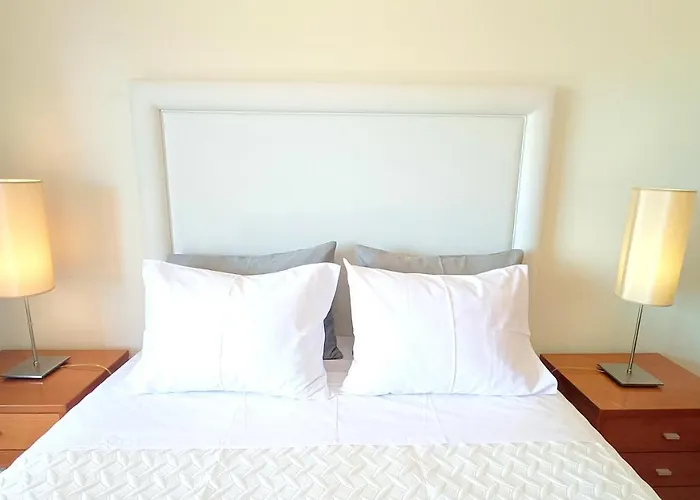 公寓 Flamingo View - Pool + Wifi + Ac 波尔蒂芒